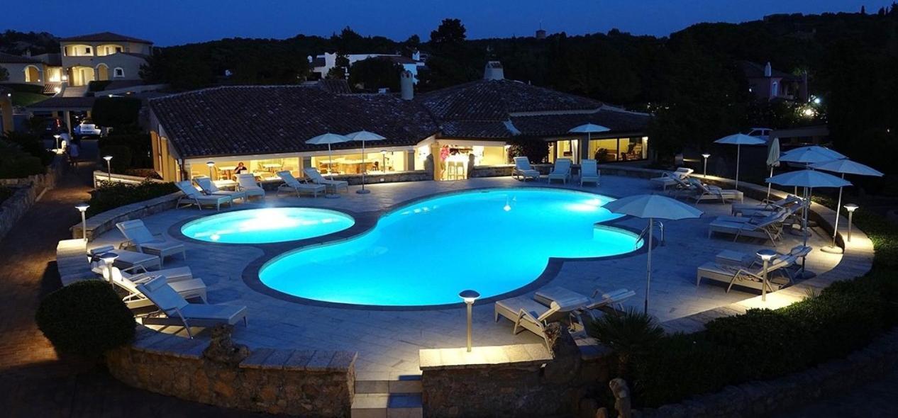 Hotel Nibaru Capriccioli  Luaran gambar