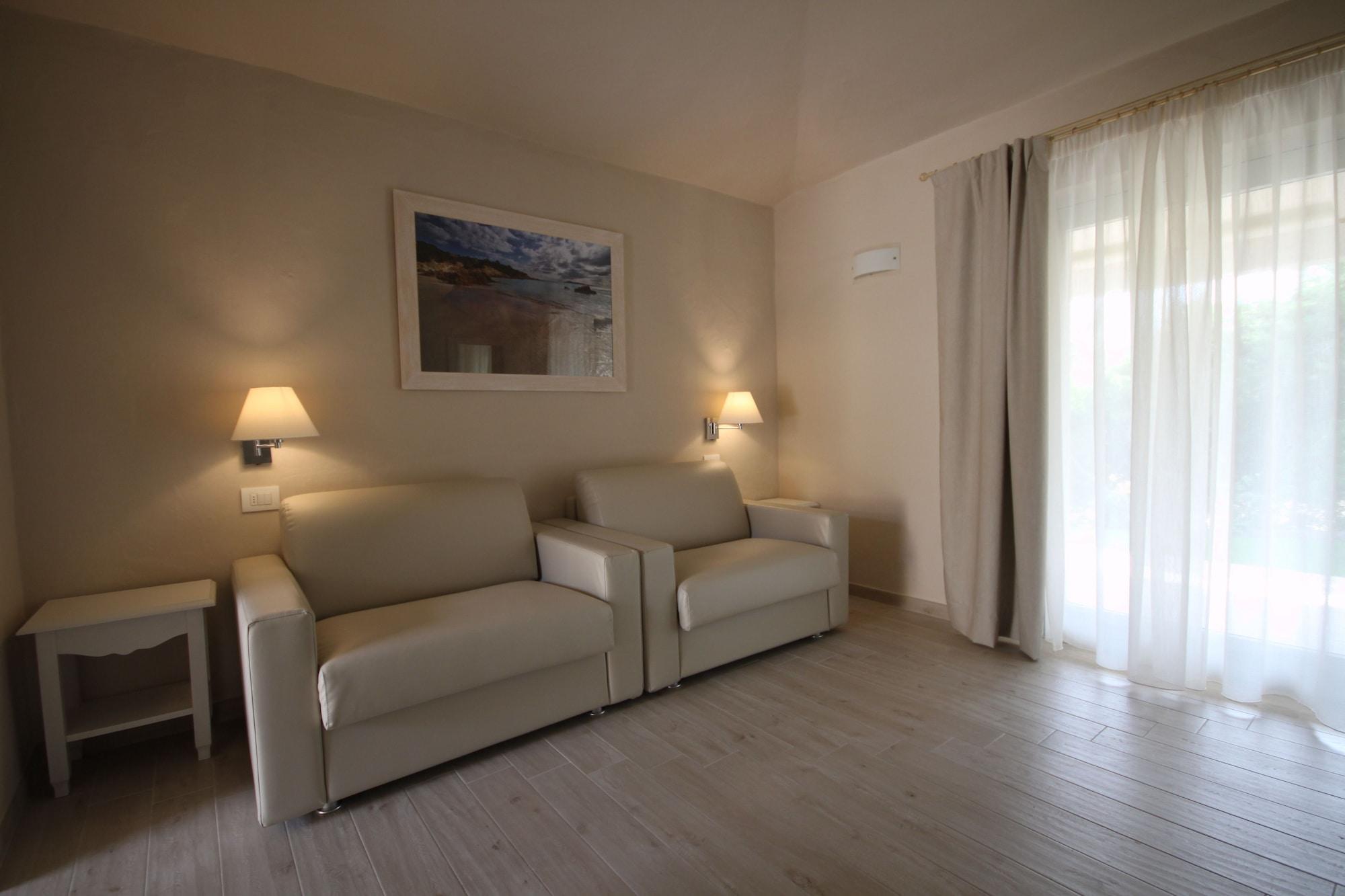 Hotel Nibaru Capriccioli  Luaran gambar
