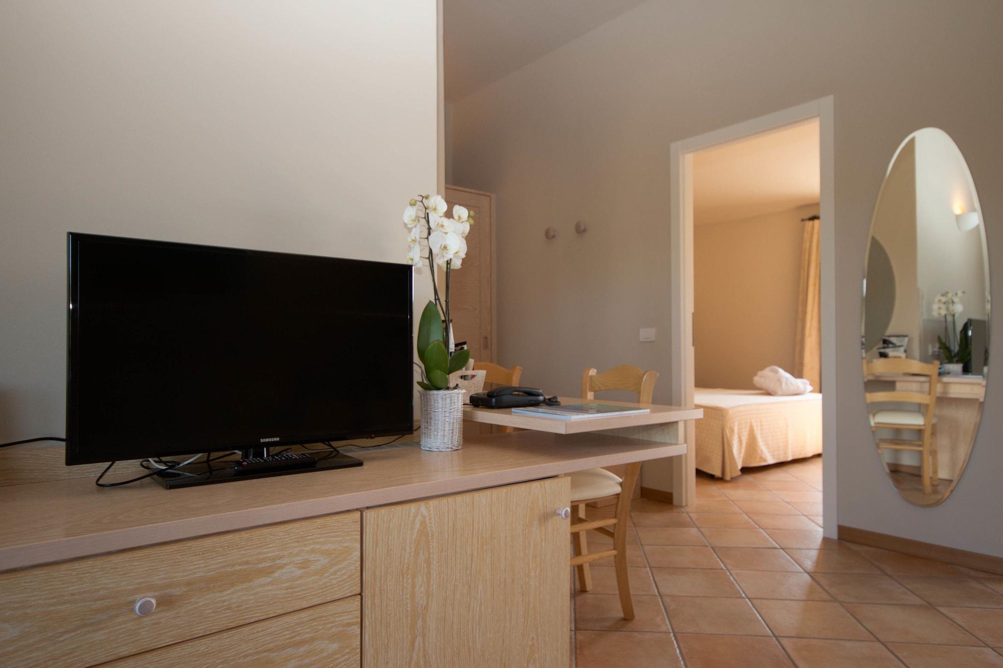 Hotel Nibaru Capriccioli  Luaran gambar