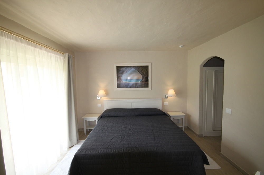 Hotel Nibaru Capriccioli  Luaran gambar