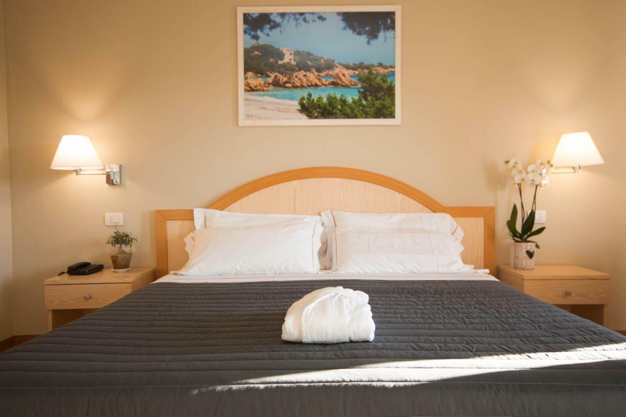 Hotel Nibaru Capriccioli  Luaran gambar